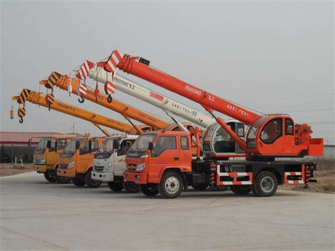 河西区设备出现故障导致停工，怎么处理？是否有备用设备替换？