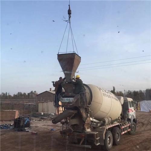 河西区“精准瞄准”—— 吊车的 “定位导航” 技术