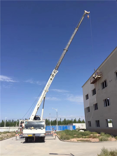 河西区“轻装强干”—— 吊车的 “轻量化臂架” 技术